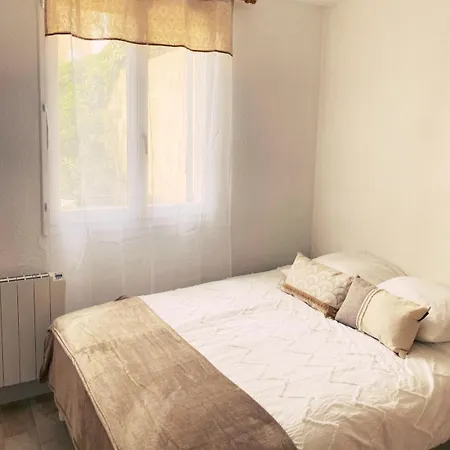 Апартаменты Avec Jardin, Piscine, Plage, Tennis *