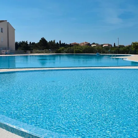 Avec Jardin, Piscine, Plage, Tennis