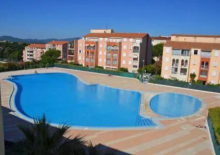 Avec Jardin, Piscine, Plage, Tennis شقة