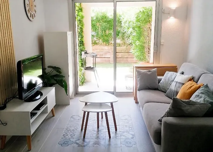 شقة Avec Jardin, Piscine, Plage, Tennis *