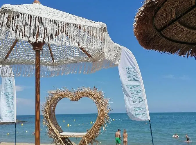 شقة Avec Jardin, Piscine, Plage, Tennis